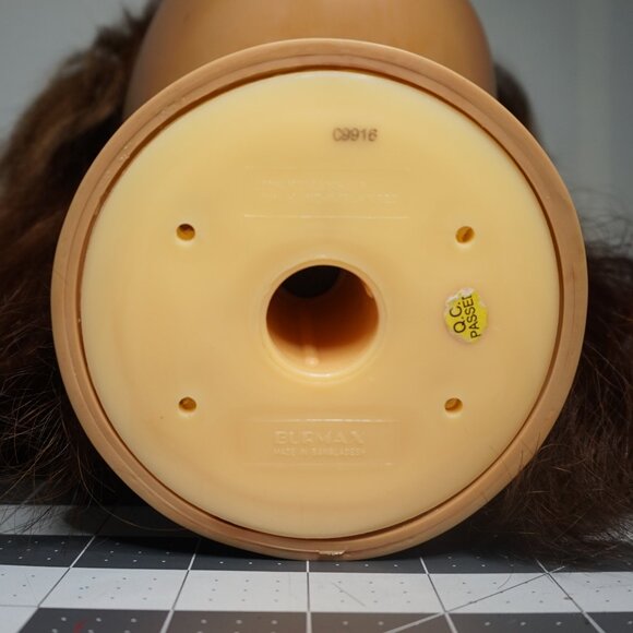 Mannequin Head with Human Hair - Picture 12 of 12
